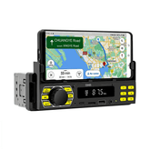 Univerzalni 1-DIN avtoradio z držalom za telefon, USB-C in Bluetooth 5.1 z GPS-navigacijo na telefonu.