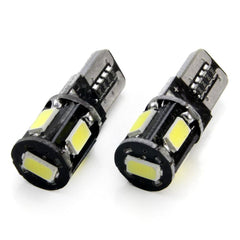 LED žarnica s podnožjem T10 W5W in 5 diodami SMD