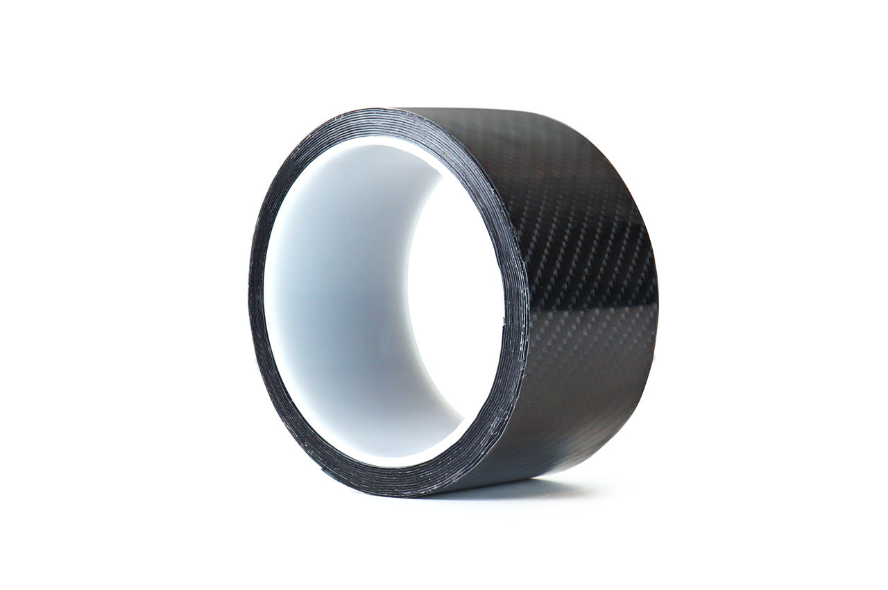 Sort kulfibertape med 5D-look til bilens overflader