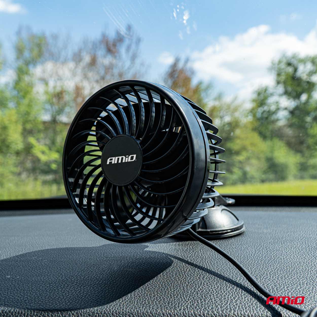 Bilventilator med sugekop og justerbar vinkel