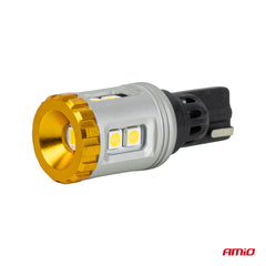 T15 LED žarnica z 9 SMD 3030 LED diodami, prikazana s strani