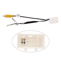 Adapterski kabel Toyota - Originalna vzvratna kamera na naknadno vgrajenem radiu – Carmediaeurope.com