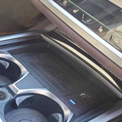 BMW 7-Serie 2016-2022 brezžični polnilec za telefon s 15 W hitrim polnjenjem 