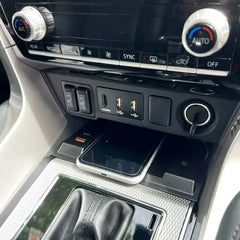 BMW 7-Serie 2019-2022 brezžični polnilec za telefon s 15 W hitrim polnjenjem 