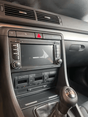 Audi A4 00-08 - 7" radio z Apple CarPlay in Android Auto (dizajn 1)