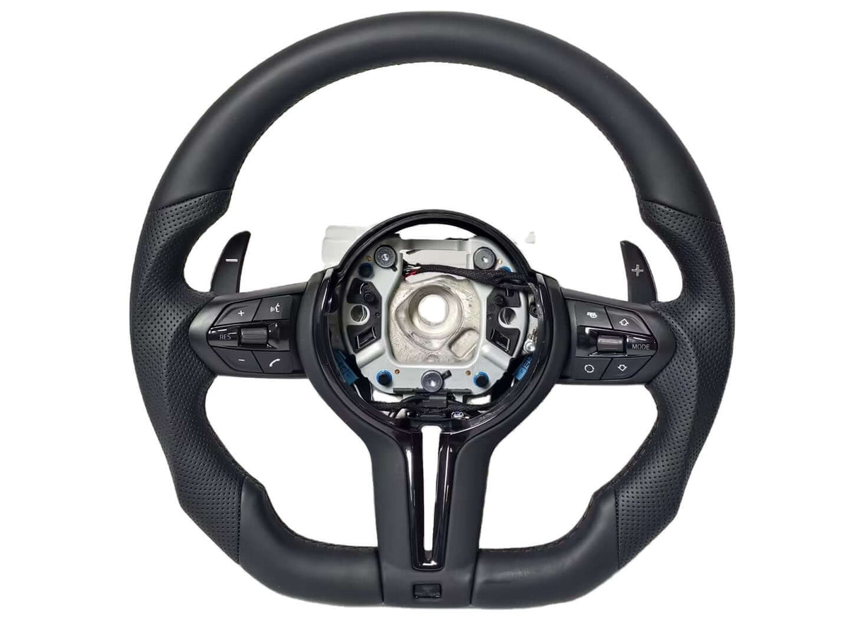 Sportsrat i læder til BMW F-serie – M-style opgradering med moderne design og ergonomisk greb.
