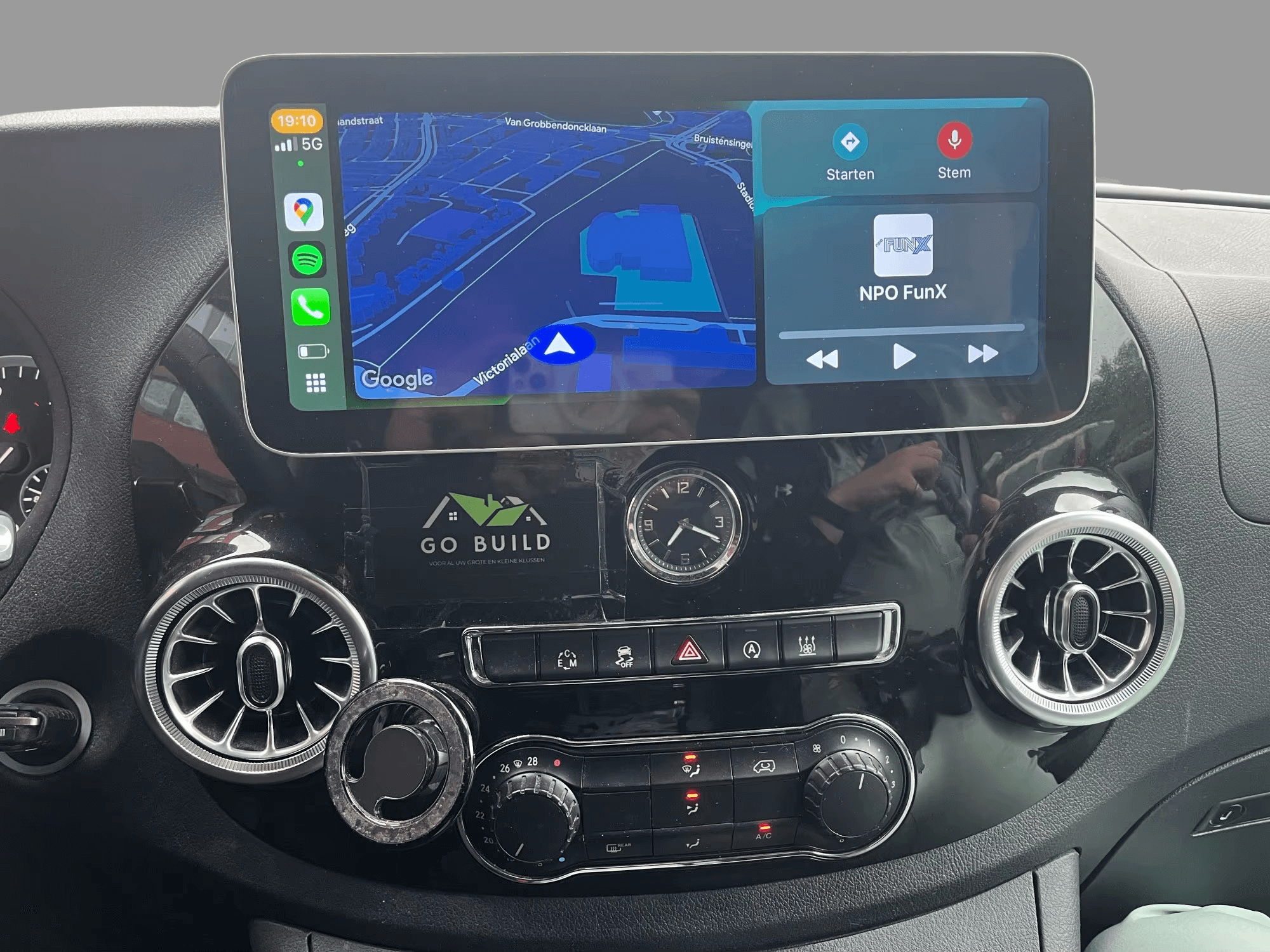 Mercedes Vito 14-21 - 12,3" radio z Apple CarPlay in Android Auto – Carmediaeurope.com
