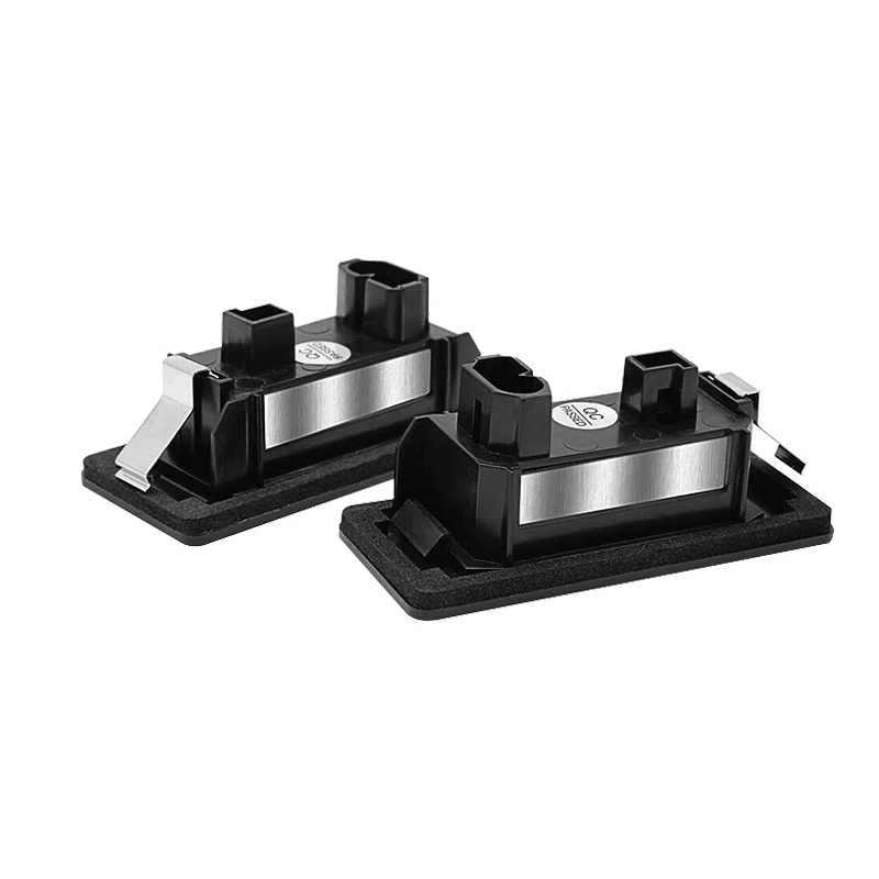 LED osvetlitev registrske tablice BMW – bela LED (E90, F30, E60, X5 in drugi) dodatek za nadgradnjo osvetlitve vozila.