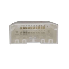 Adapter kabel – slika priključka za originalno kamero z radio enoto Carmedia24.si (Dodge Journey/Chrysler 300C itd.).