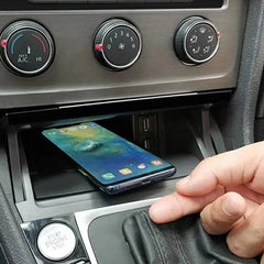 Volkswagen Golf 7 MK7 2014-2019 Brezžični polnilec za telefon z 10W hitrim polnjenjem 