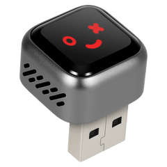 Mini brezžični adapter za CarPlay in Android Auto (5.8GHz – Plug & Play), ki se priključi na USB priključek.