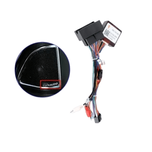 Adapter kabel VW (Dynaudio) – originalna vzvratna kamera na naknadno vgrajenem VW radiu z Dynaudio zvočniki.